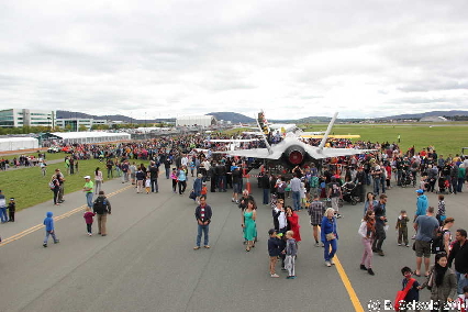 CanberraAirportOpenDay20140406 113622