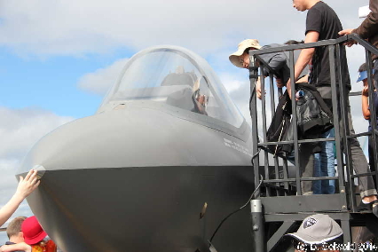 CanberraAirportOpenDay20140406 120329