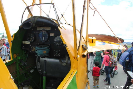 CanberraAirportOpenDay20140406 120936