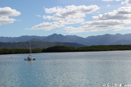 PORTDOUGLAS20110724 150447