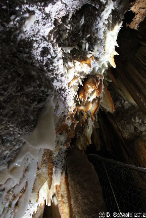 JENOLANCAVES20120428 134613