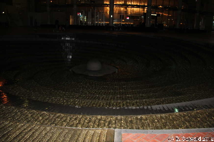SYDNEY20120426 175800