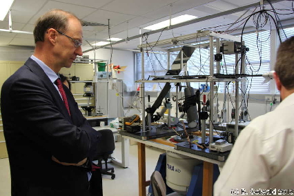LABVISIT20130325 102405