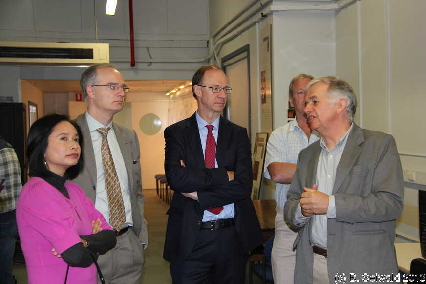 LABVISIT20130325 104844