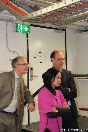 LABVISIT20130325 105856