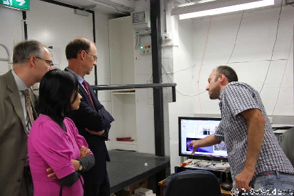 LABVISIT20130325 110158