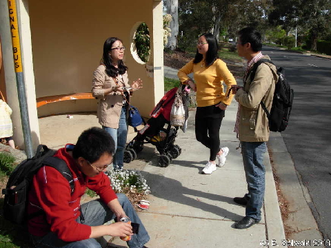 WaitingForTheBus20131005 145513