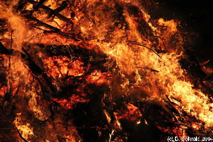 WamboinBonfire20140920 184434