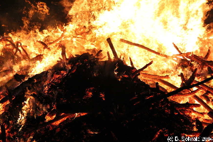 WamboinBonfire20140920 190121