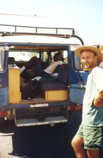 AUS03 16